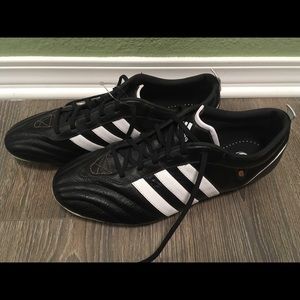 Adidas Telstar II cleats sz 10.5 NWOT
